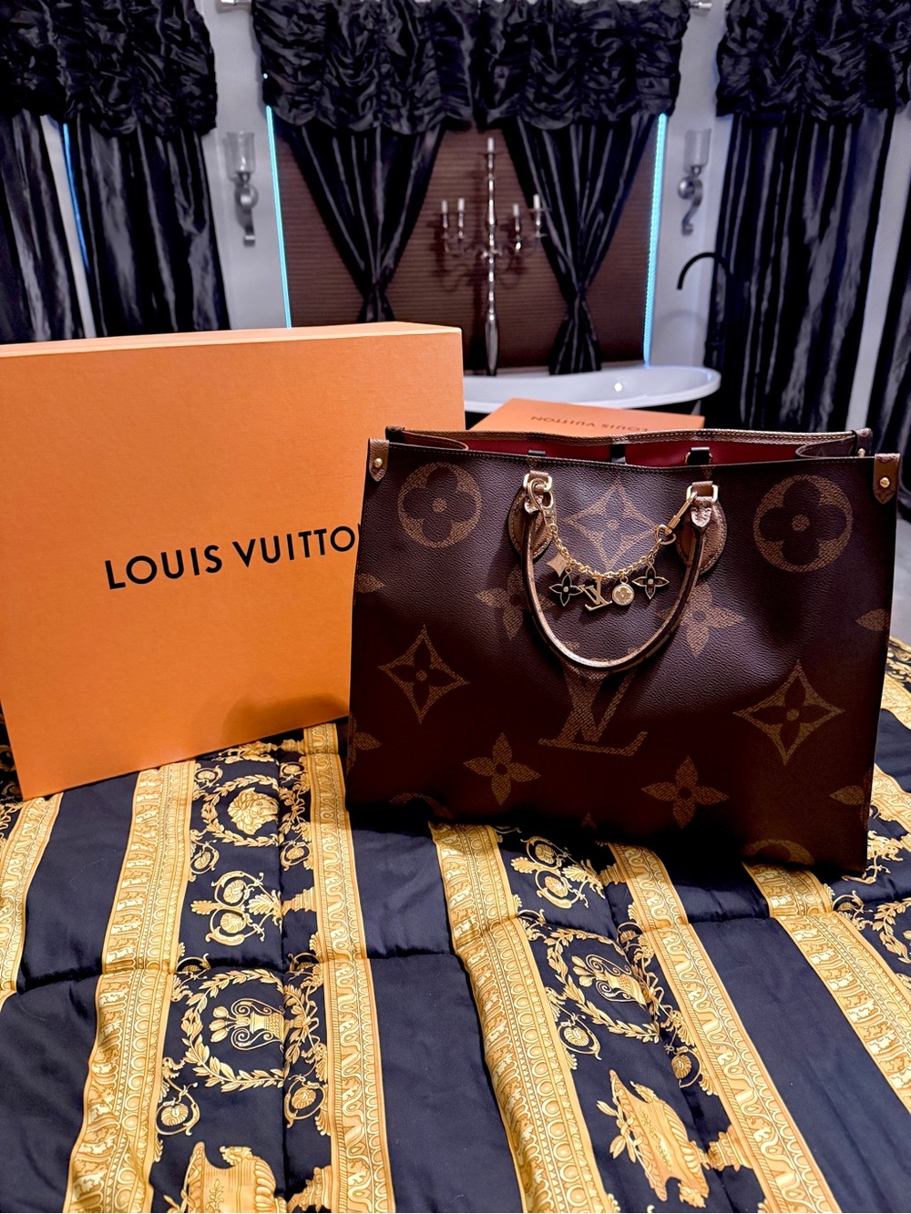Louis Vuitton OnTheGo MM Brown Monogram Canvas Tote with Charm Accent and box